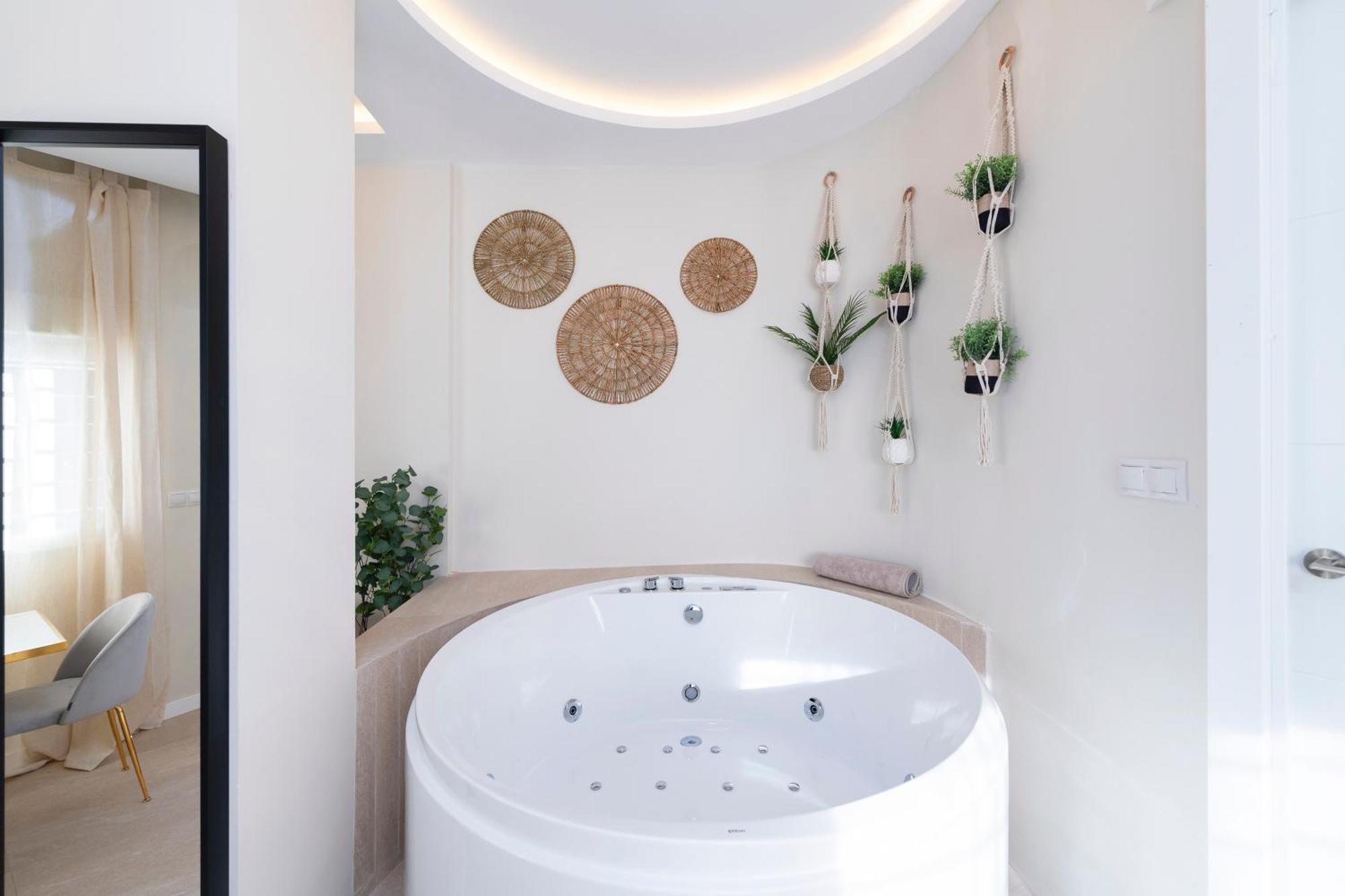 Apartmán Malaga Boutique V.V Luxury Jacuzzy Exteriér fotografie